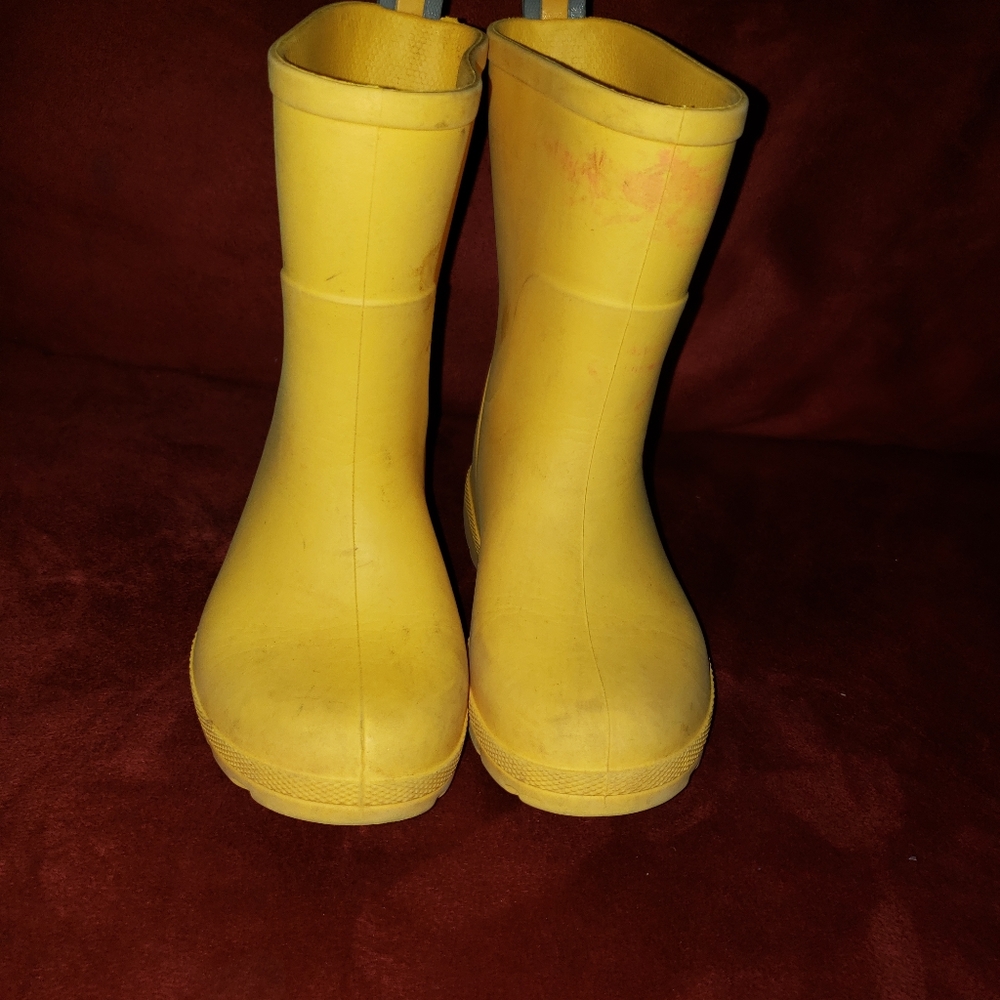 Rain boots